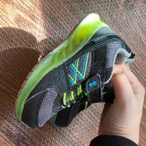 Surprize Stride rite